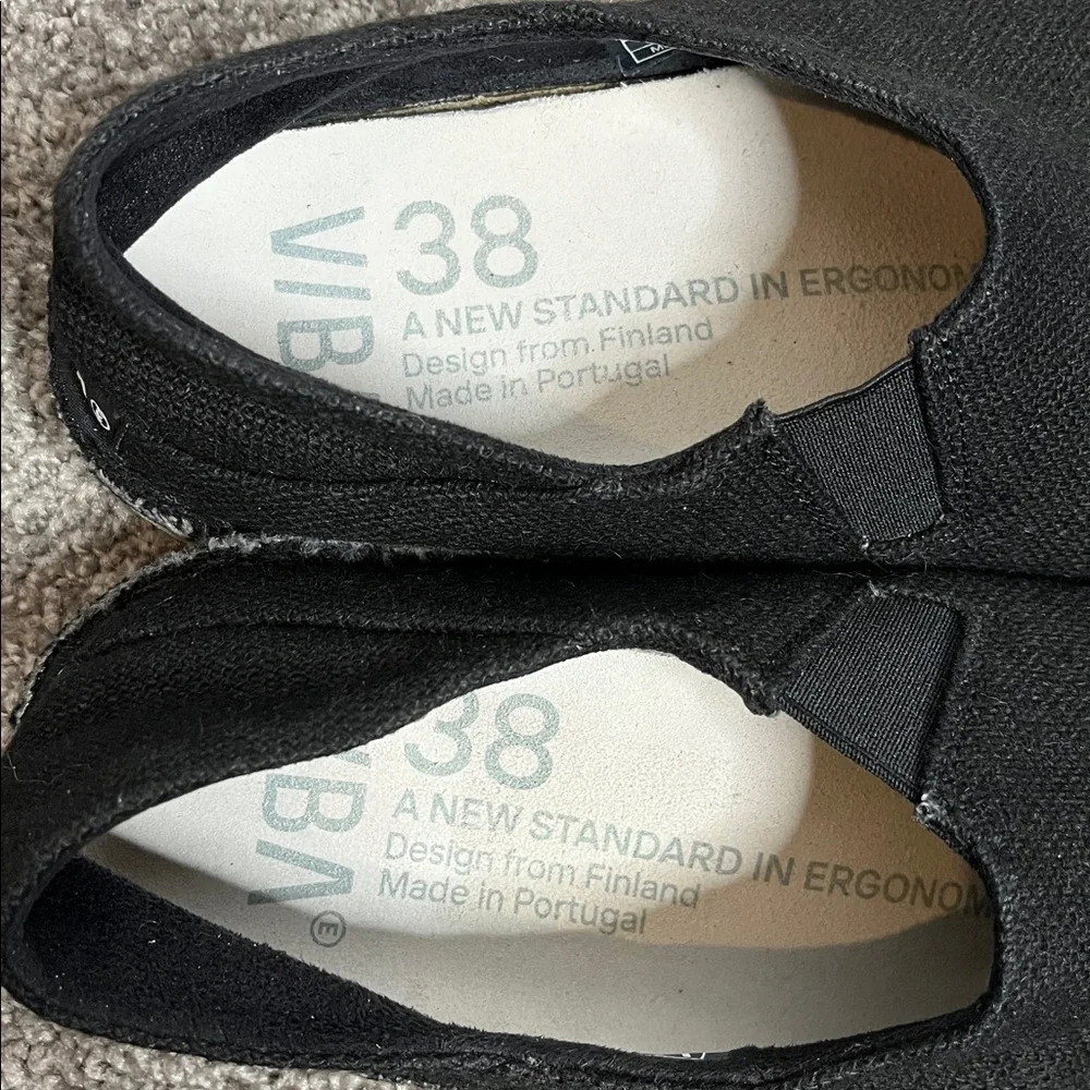 Vibae Zuma black linen constellation shoes - Picture 5 of 6